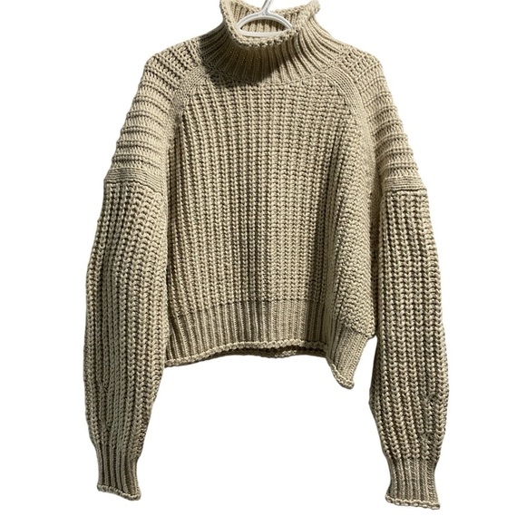 H&M Thick cable knit Cabincore sweater Beige  turtleneck collar size L(17) - Picture 1 of 10